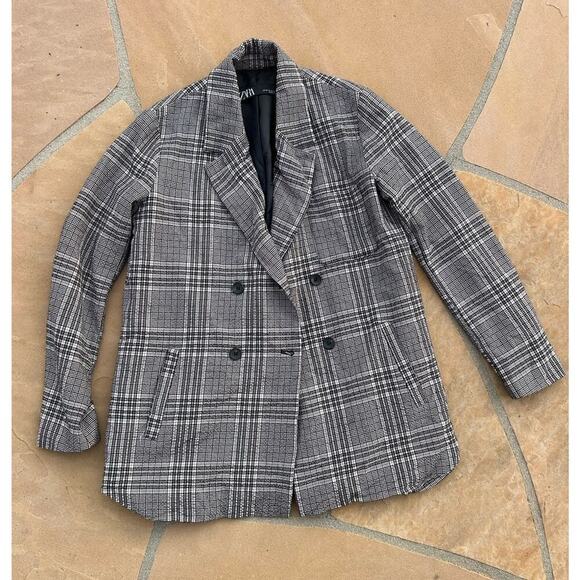 Zara Jackets & Blazers - Zara Blazer Womens Size XS Black White Glen Plaid Double Button Oversized Long